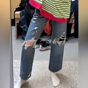 Levi's Women's High Rise Blue Jeans like new